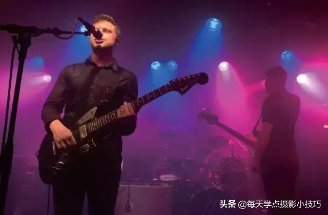 人像摄影中关于光线的几个小技巧,光线不足拍人像