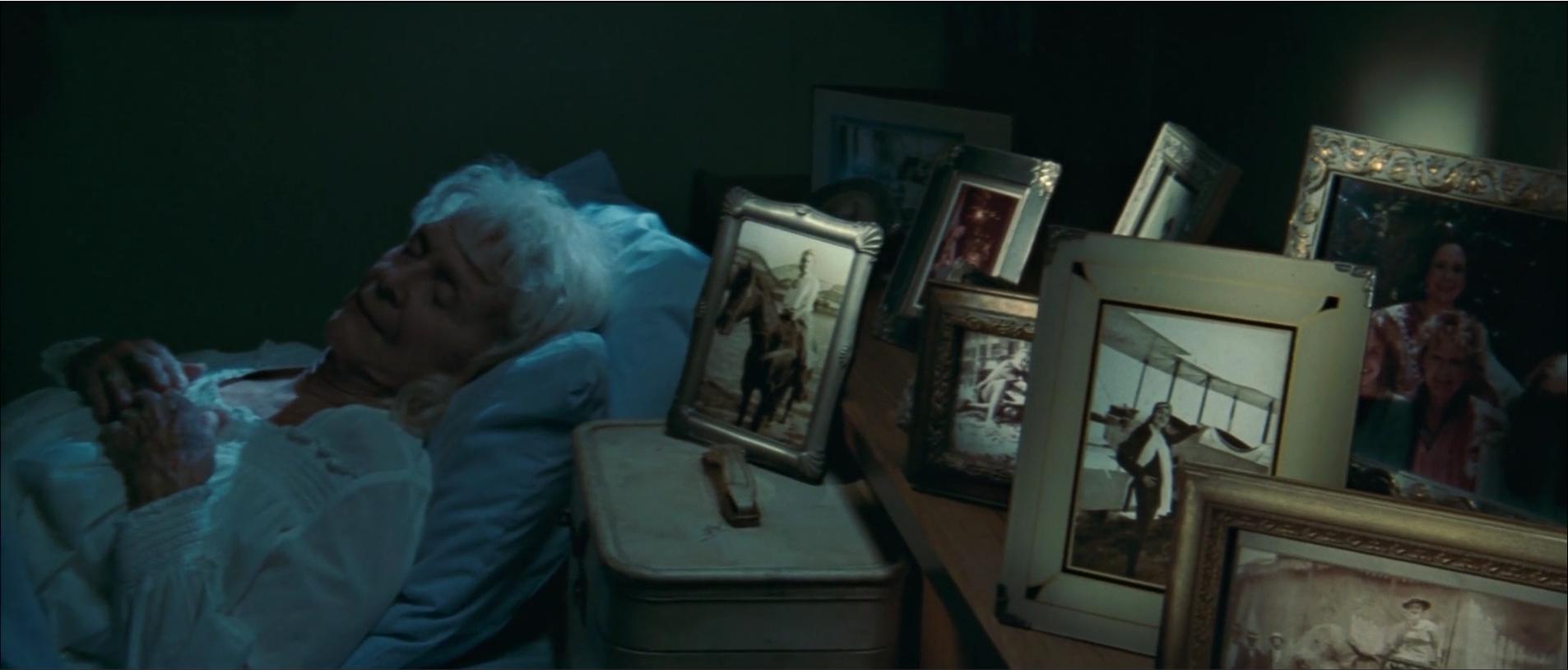 除了爱情,《泰坦尼克号》还是一篇跨阶层爽文