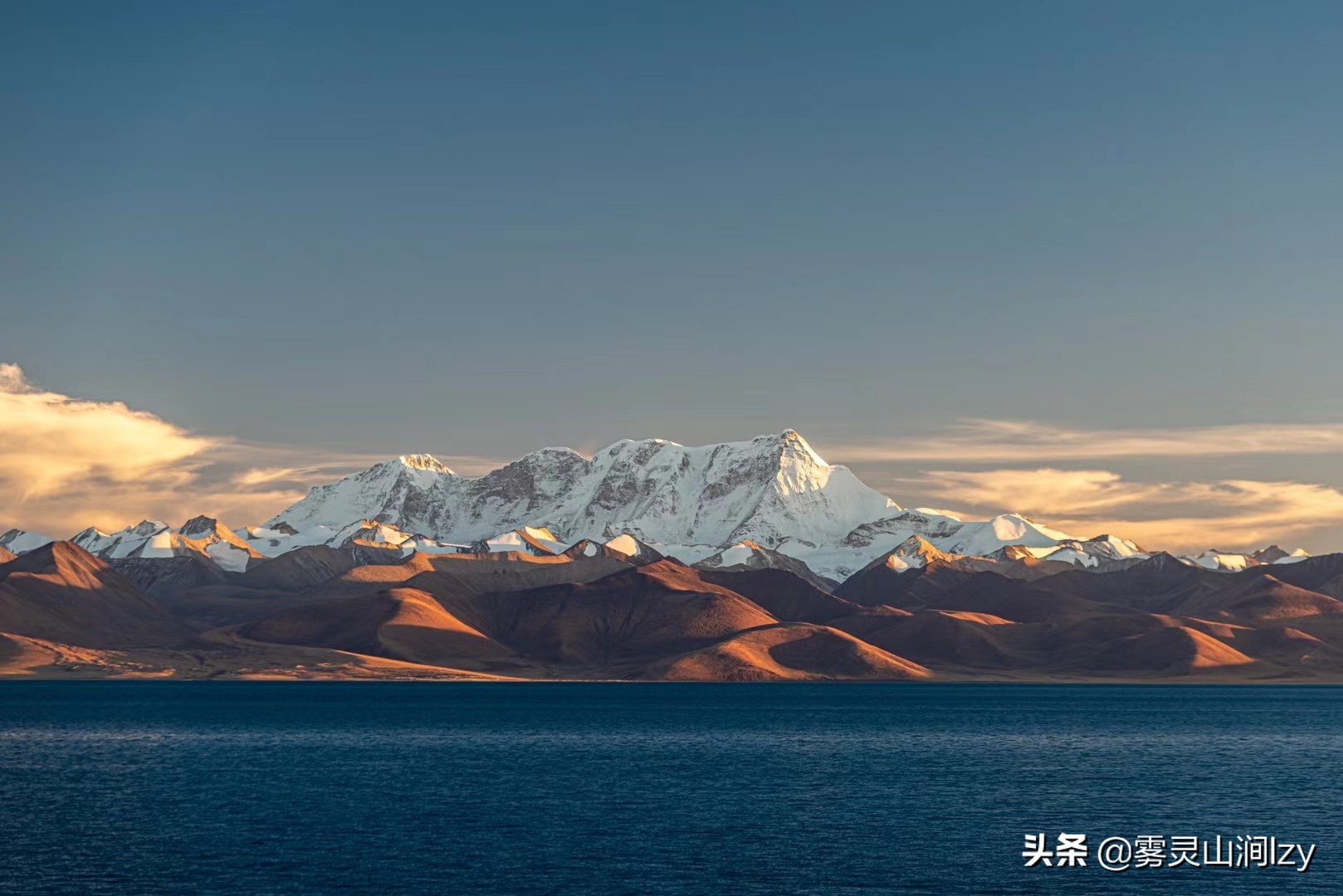 蓝天白云下的雪域高原布达拉宫,蓝天之下日光之城简介