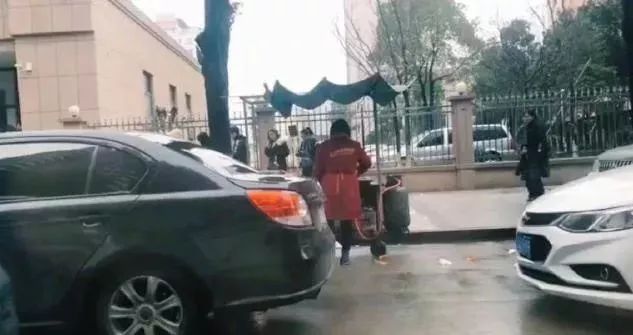 不要随便发朋友圈细思极恐,紧急提醒千万别发朋友圈