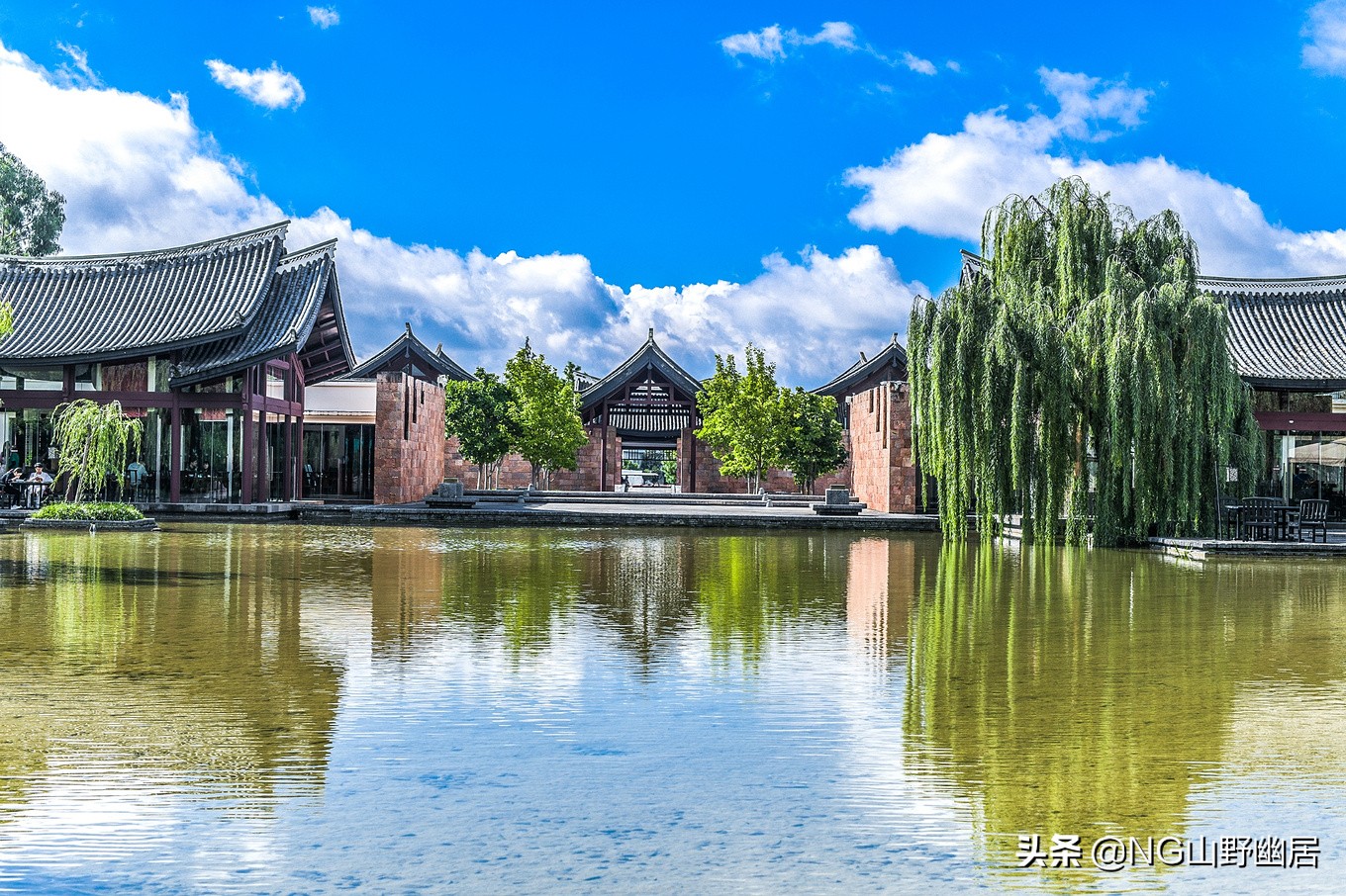 丽江最美度假村：集建筑与自然的精髓，把酒店变成风景区