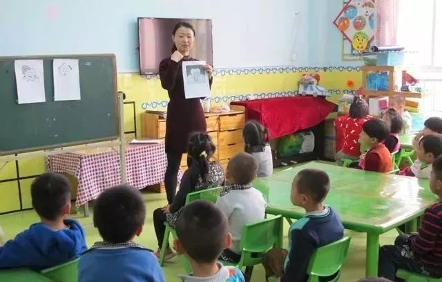 师范生面临的就业机遇与挑战,未来紧缺的教师非师范类