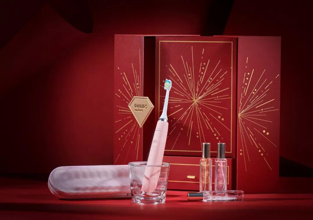 《锦衣之下》定档!任嘉伦为你解锁新年双重宠粉惊喜