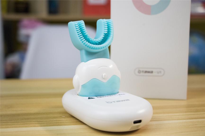 宝宝牙齿没长齐全用哪种牙刷,宝宝牙刷保护牙齿