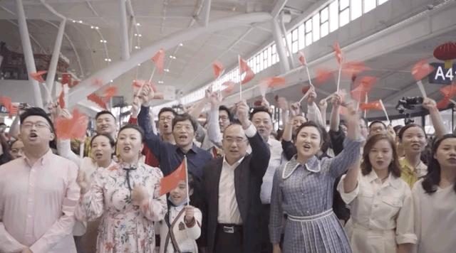 武汉黄鹤楼站,武汉黄鹤楼热闹非凡