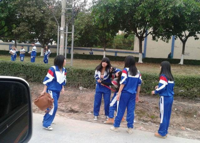 学生打架可能存在的原因,打架之前浑身颤抖是怂吗