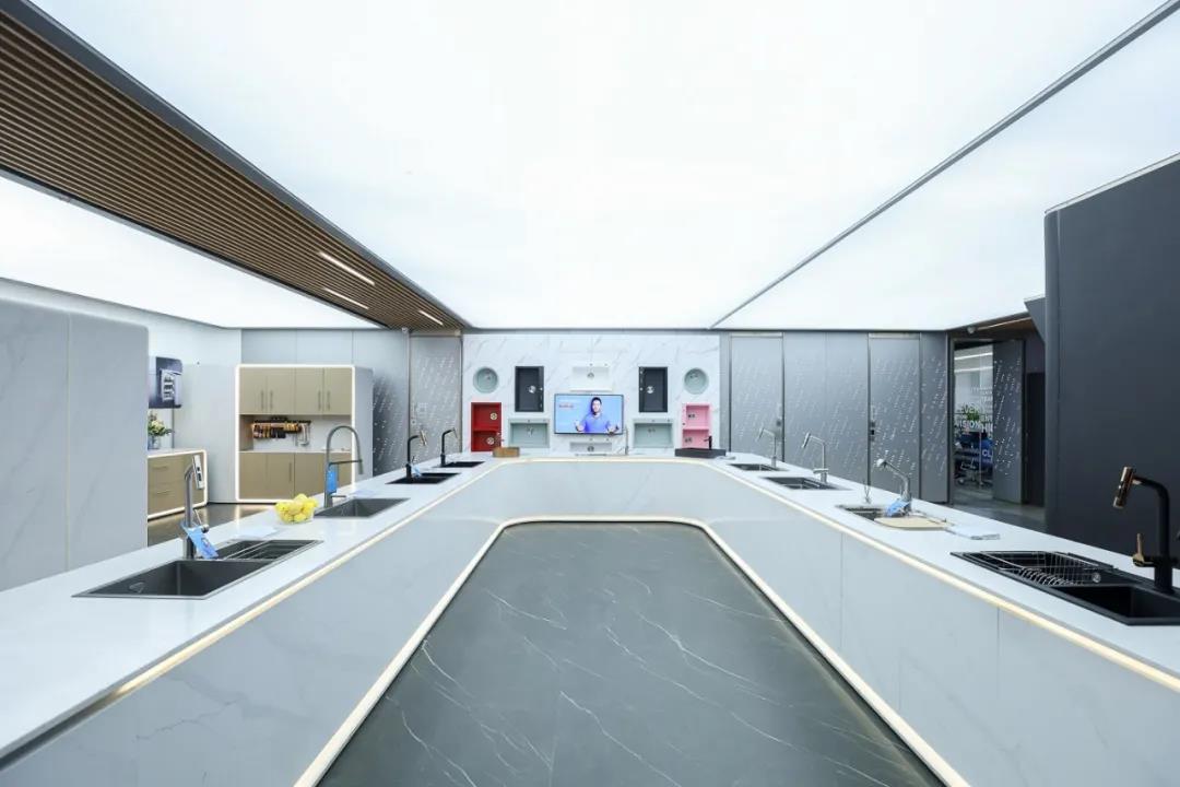 鎮嶉珮闆嗗洟鑲′唤鏈夐檺鍏徃鍥剧墖,鎮嶉珮浜旈噾瀹樼綉