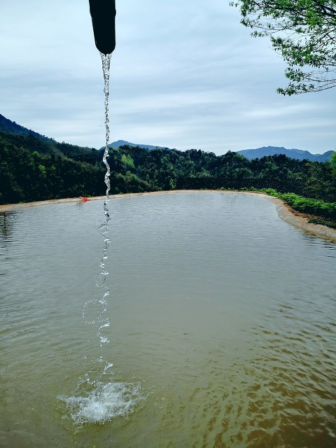 贵州赤水天鹅堡避暑山庄,贵州赤水千岛湖避暑