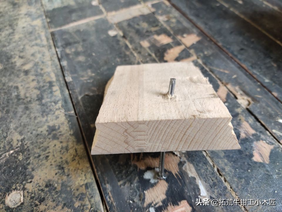 木板为啥钉钉子容易开裂,木板怎么钉钉子
