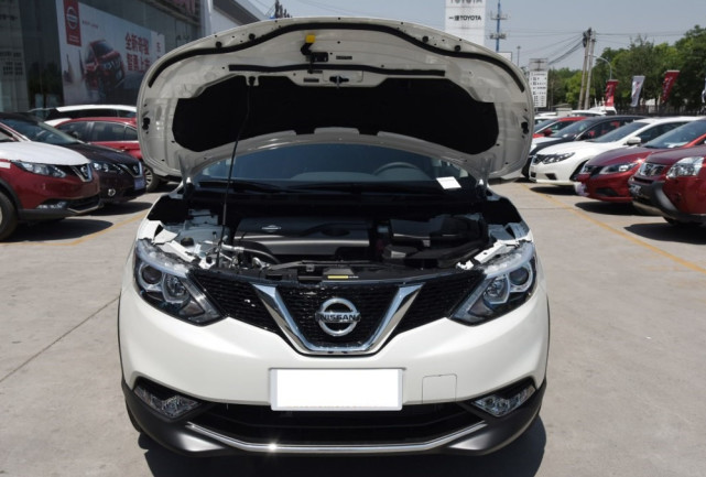 逍客勇夺15万级合资suv销量冠军,日产逍客2017领先版