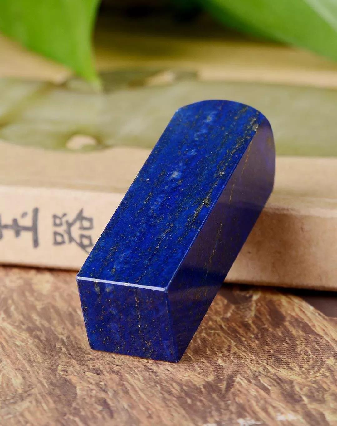 青金石和水晶功效,十二月生辰石黄水晶