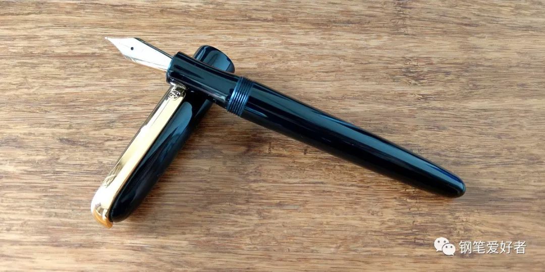 顶级钢笔品牌测评,金尖pelikan钢笔测评