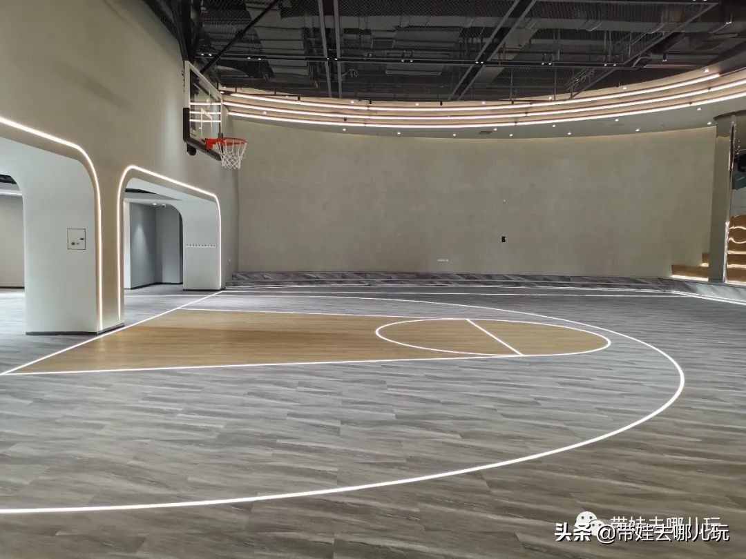 室外遛娃推荐淘气堡,遛娃室内儿童游乐项目