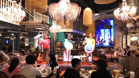 网红餐厅搞笑小品,网红餐厅表演视频