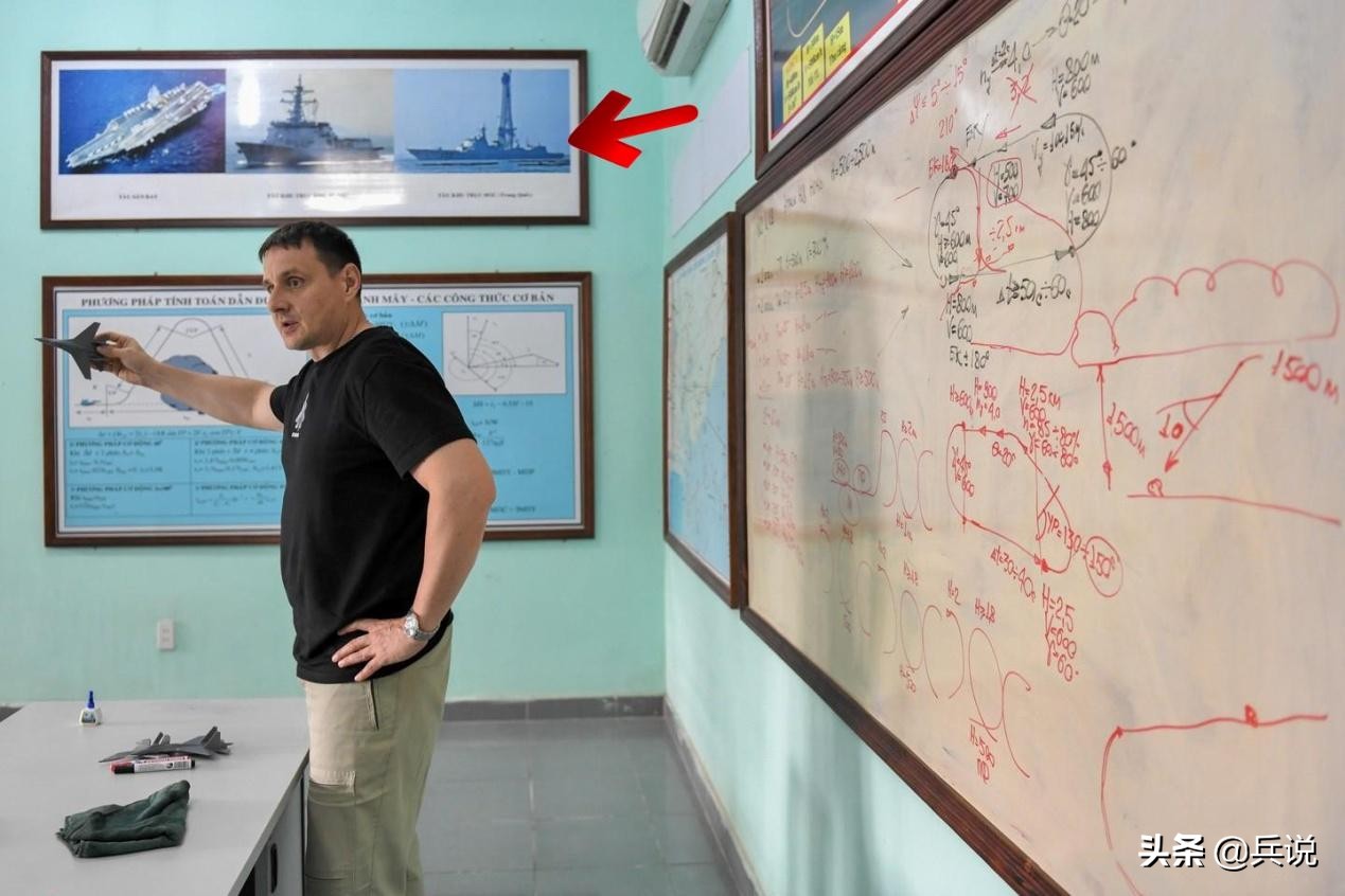 苏35战斗机试飞视频,俄军苏35战斗机射击