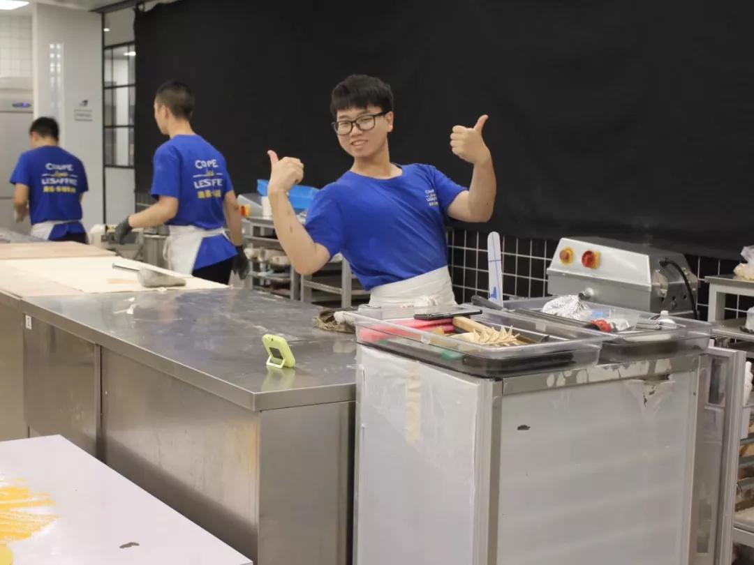 这位世界冠军年仅24岁！揭秘夺冠「配方设计图」