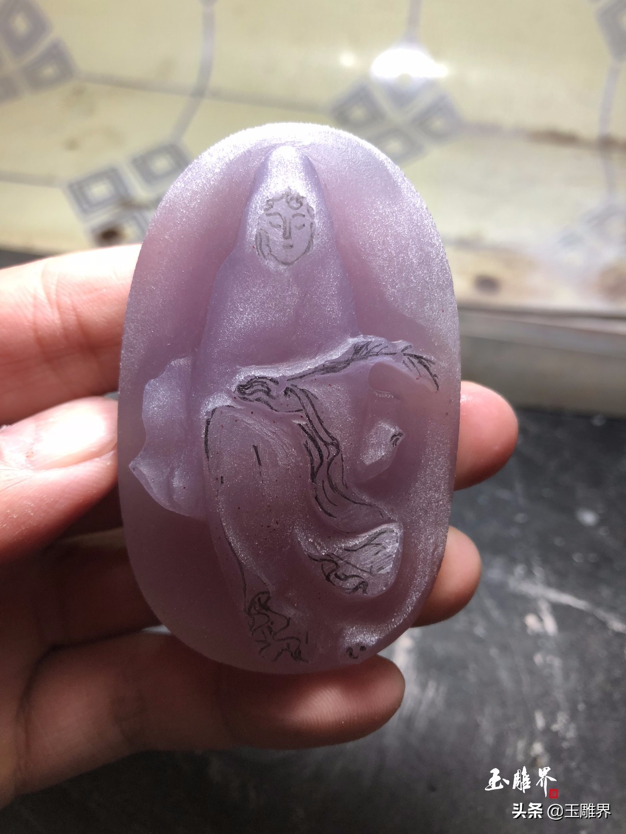 罕见绝美雪景玉雕,和田玉精美观音