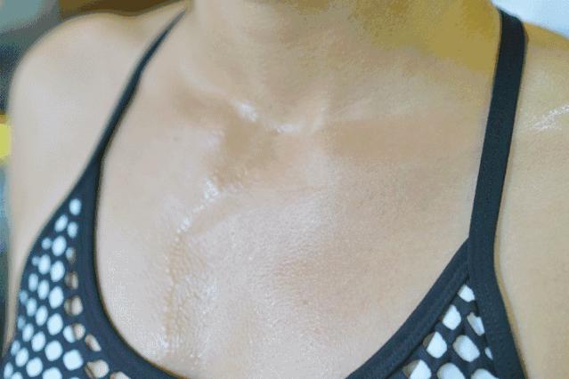 洗澡是直接换睡衣还是穿浴巾,洗完澡可直接穿毛绒睡衣吗