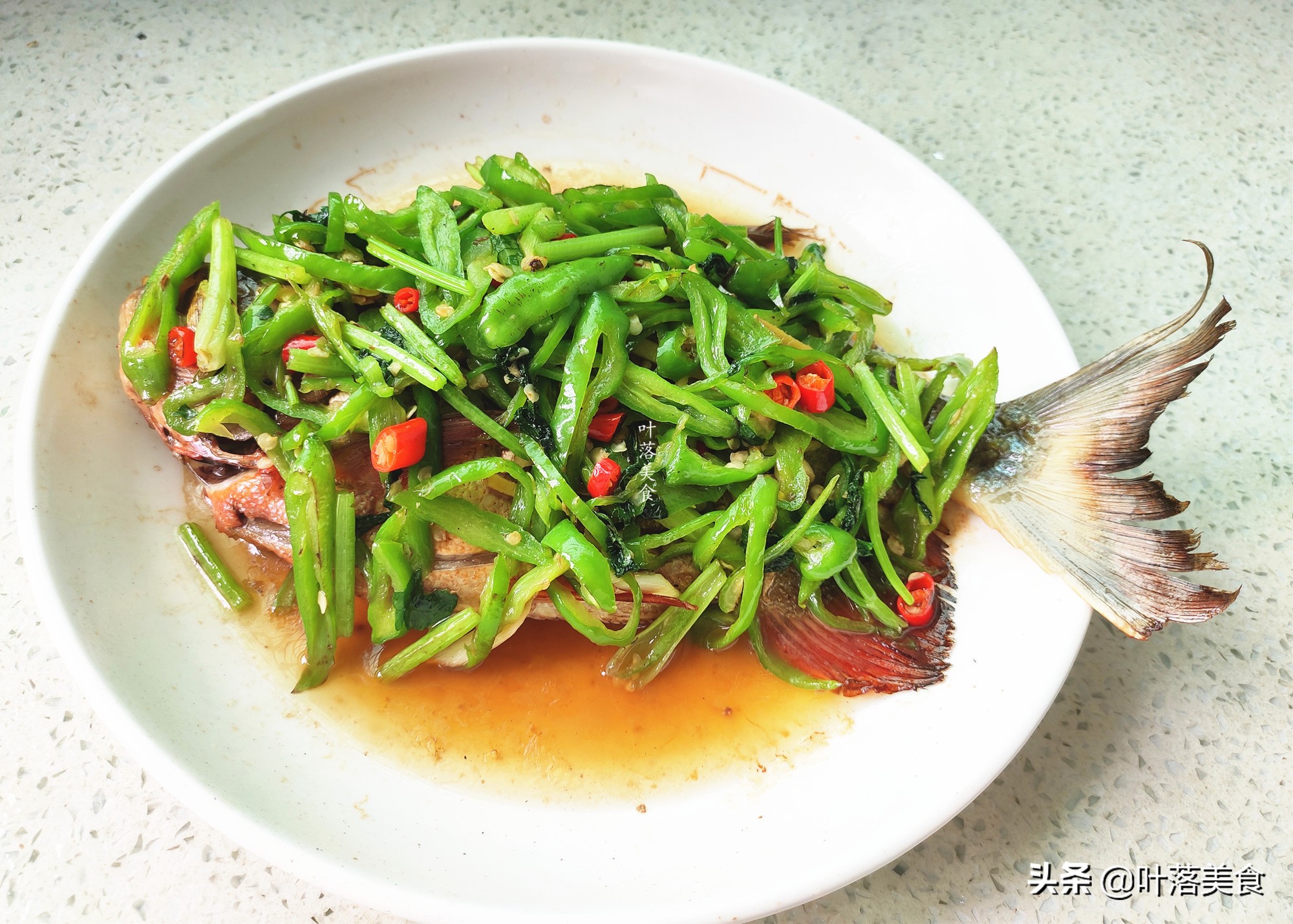 清蒸红鲳鱼做法家庭版,清蒸红鲳鱼的配方