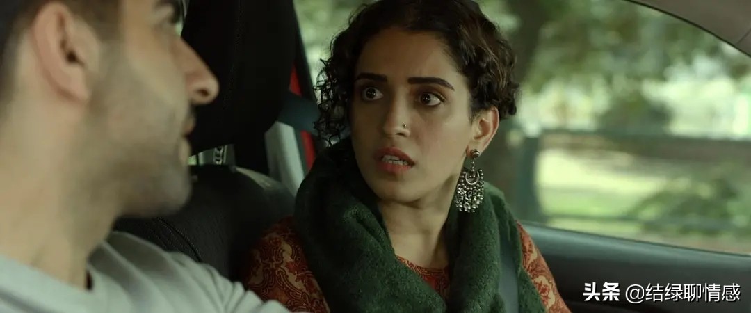 50岁母亲意外怀孕，羞于向子女启齿，道出老年夫妻“性尴尬”