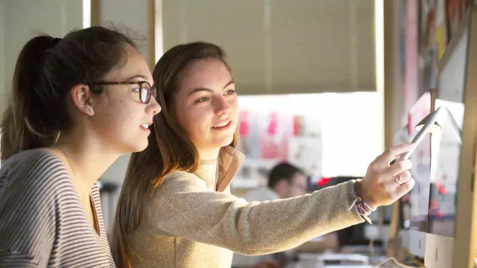 这所毗邻美国常青藤名校的中学,为何备受中国学生推崇?