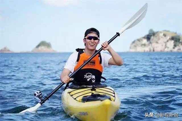 周冬雨山楂树之恋张艺谋窦骁,窦骁与周冬雨两个不同的人生