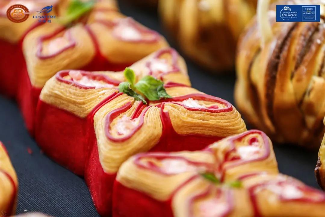 从小学徒到专业赛事选手，他说，这是一场与自己的博弈