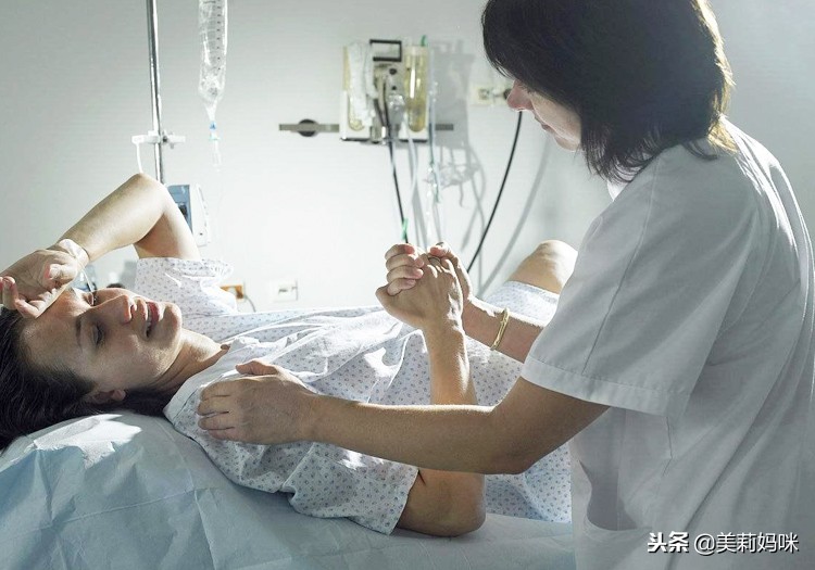 宝宝过了预产期还不出来怎么催产,预产期8月兔宝宝很懒