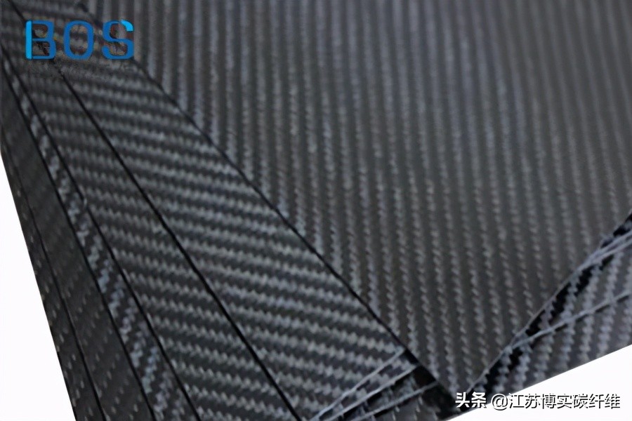 碳纤维和芳纶防弹效果,车上的碳纤维防弹测试