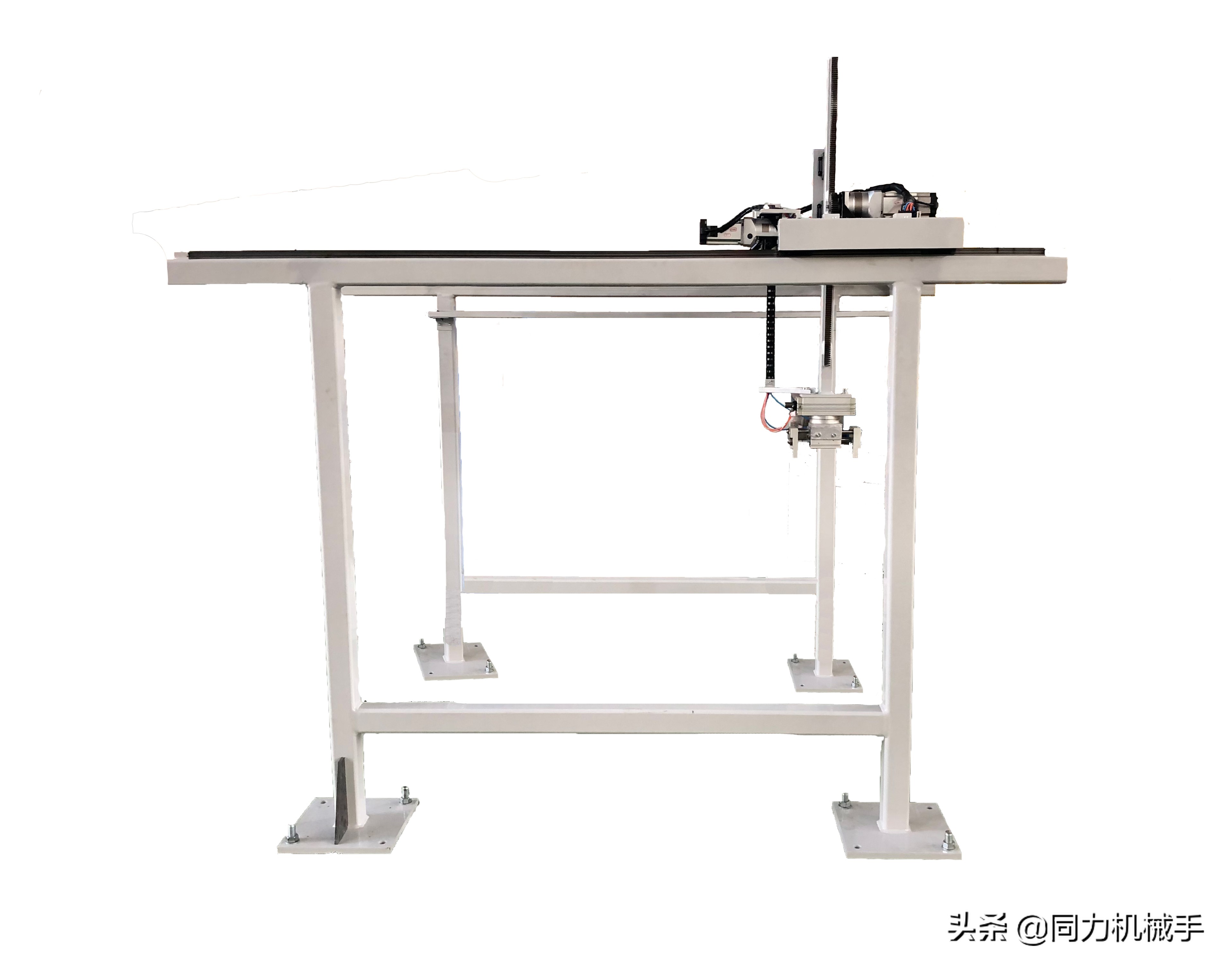 桁架机械手的行业,桁架机械手国内外发展现状