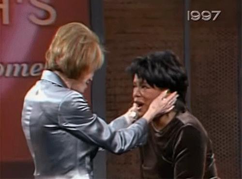 直播“陷害”MJ、吻性侵大佬,巨富电视女王采访梅根有诈?