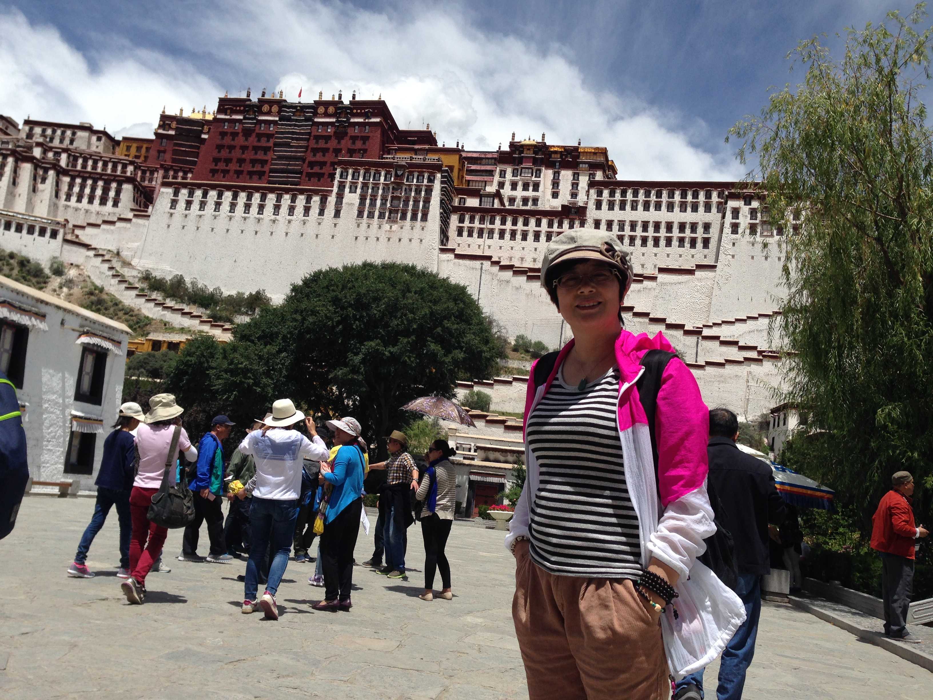 广东自驾游布达拉宫记录,川藏318雄伟的布达拉宫