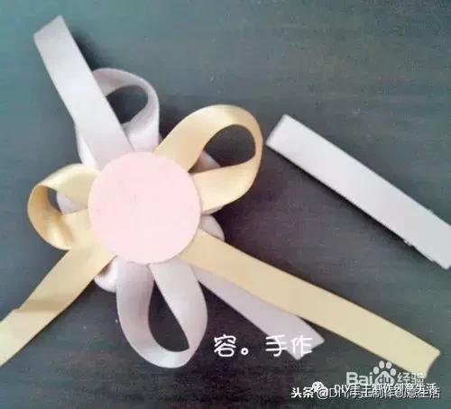 两个蝴蝶结发夹头饰怎么佩戴好看,两对蝴蝶结发饰最新款