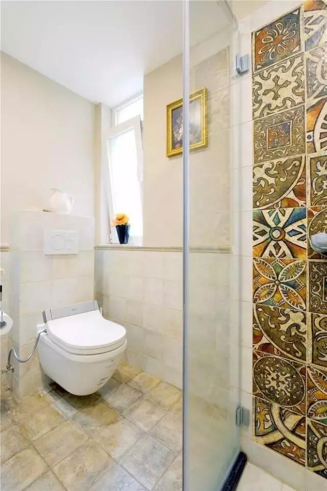 装修技巧小妙招卫生间装修效果图,卫生间600x1200上墙装修效果