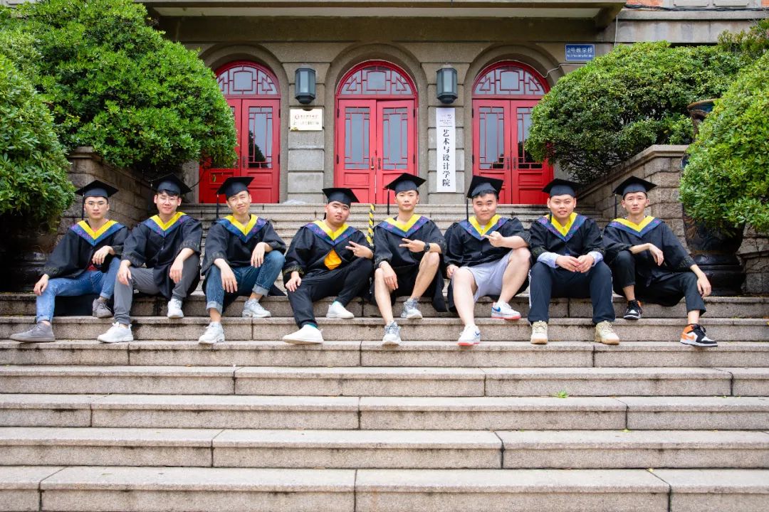 毕业季纸短情长青春永不散场,青春不散场毕业季故事