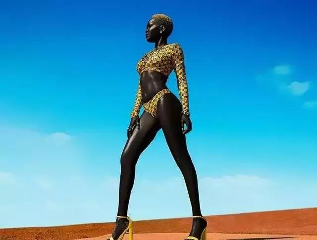 世界上最黑的模特图片,世界最黑的黑模特