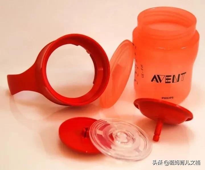 儿童水杯怎么选比较好,儿童水杯材质哪种最安全