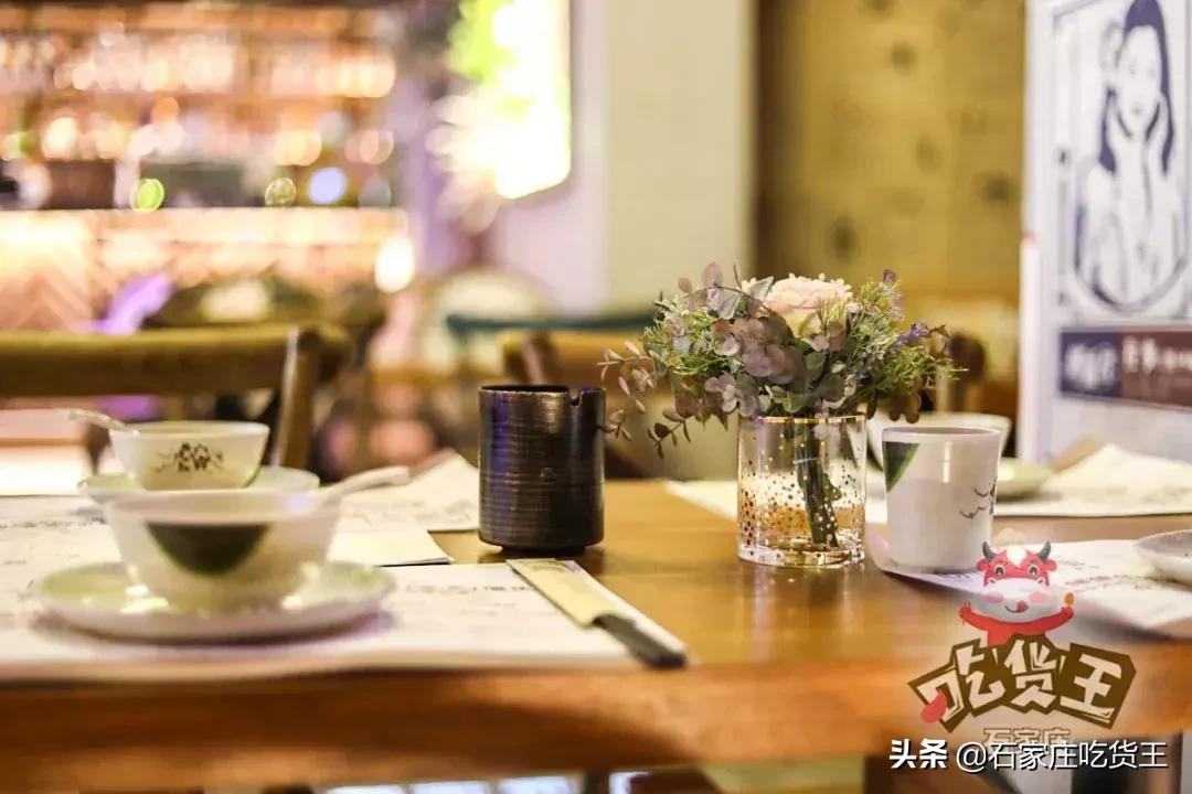 闅愯棌浜庨椆甯傜殑绉樺瘑鑺卞洯,鍖楀浗灏忚绉樺瘑鑺卞洯