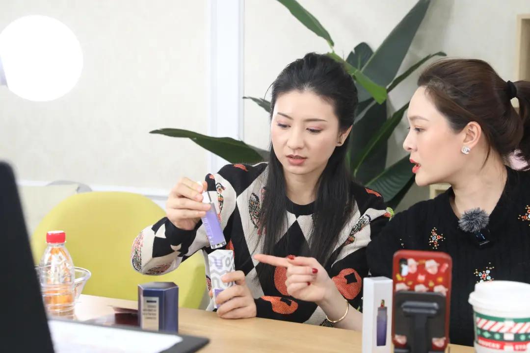 甄嬛传的金主爸爸,甄嬛传里的妃子互怼