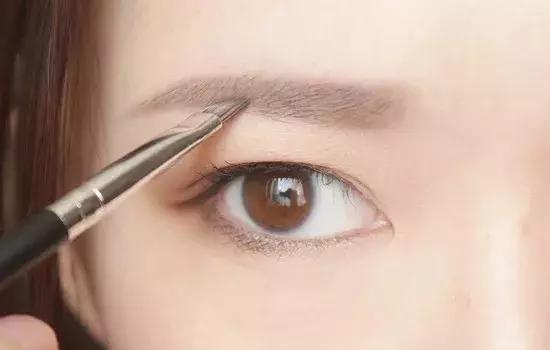 什么是“淡雾眉”？娜扎、baby......告诉你如何变身精致小仙女