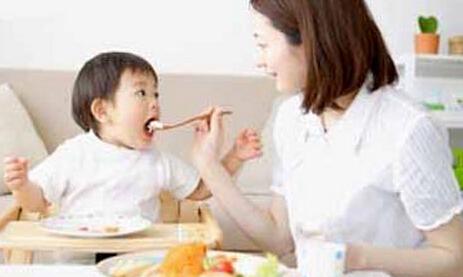 小儿被鱼刺卡喉咙的最佳处理方法,孩子被鱼刺卡喉咙怎么处理