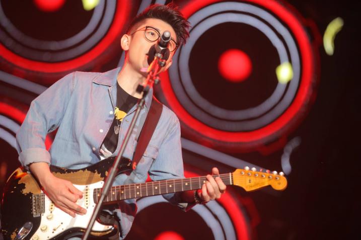 金志文唱歌有种撕心裂肺的感觉,金志文韩式唱法