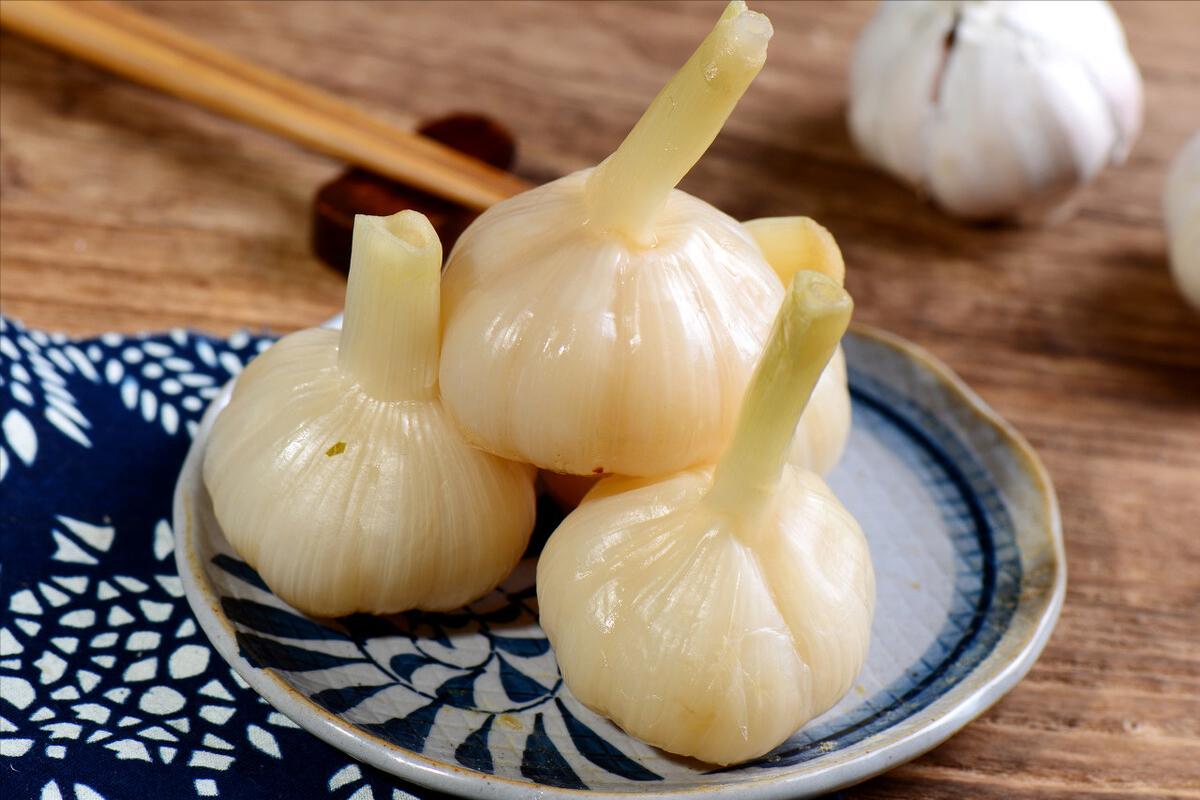 雪碧糖醋蒜怎么腌放的时间长,拿雪碧来腌制糖蒜怎么腌