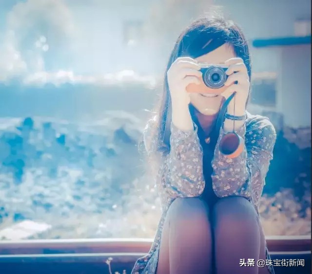 女神“价”到！最美女神节，到珠宝街，做最耀眼的百变女神！