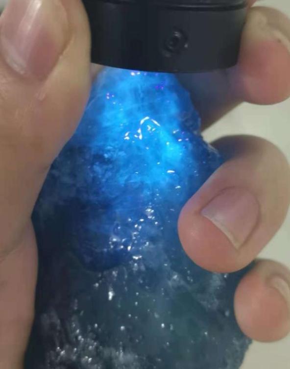 天空蓝和海水蓝的海蓝宝,有海底感觉的海蓝宝