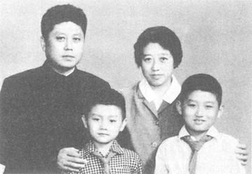 怼天怼地怼天气，叛逆才子一世放荡不羁爱自由，王朔：我装的