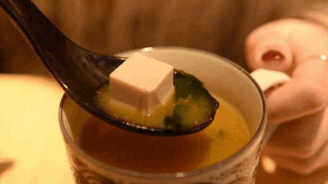 hellokitty鎺㈠簵绌胯。,hellokitty鑻卞浗浼︽暒閮婂灏忛晣