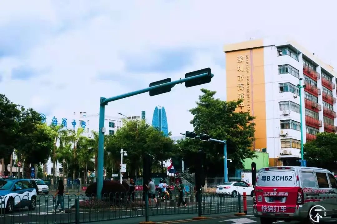 2000万在深圳能买到别墅吗,2000能在深圳租到怎样的房子