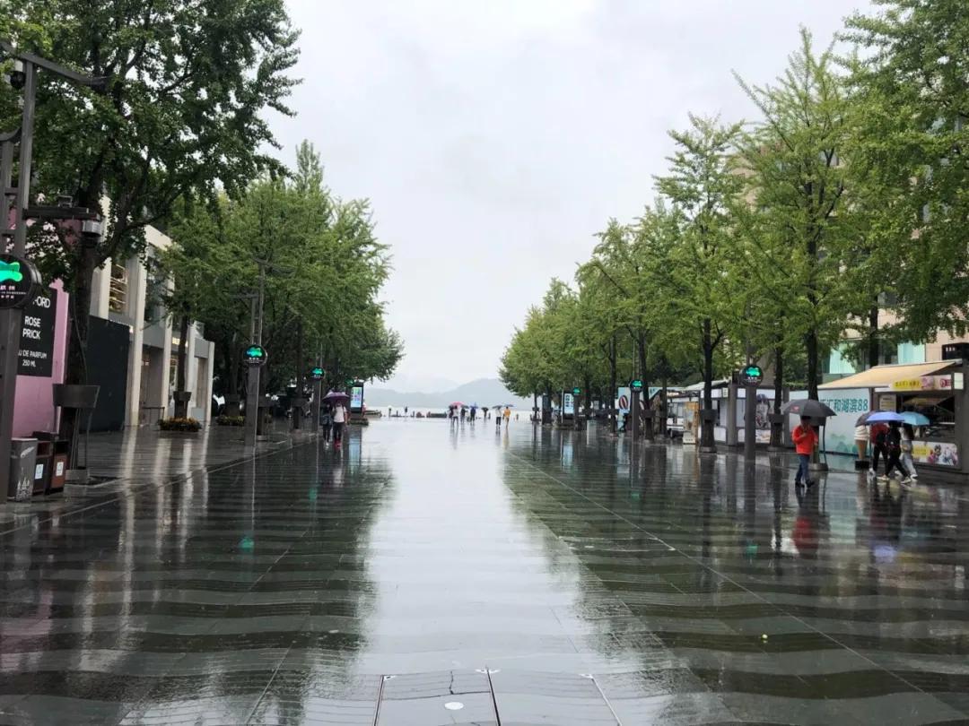 年销52亿，杭州第三！这个商场凭什么？