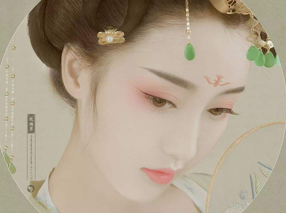 古代胭脂彩妆推荐哪款好,古代女子化妆用的胭脂图片